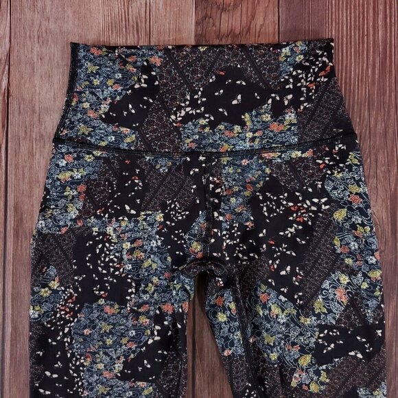 Lululemon Sz 4 Wunder Under Hi-Rise 7/8 Tight 25" Assemblage Alpine White Multi - Picture 3 of 11